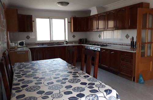 Coveta Fuma Villa | FREE WIFI, BEER TAP, POOL TABLE, A/C, PLAY AREA AND MUCH MORE!