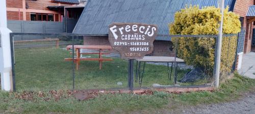 Esquel House | Freecis