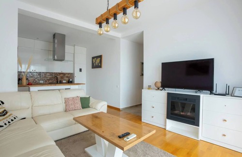 Becici House | *FreeSpa* Gorgeous Dream Getaway! SeaView 1BR +gymnn