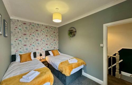 Cleethorpes House | Freeston House - Great for Contractors or Family Holidays