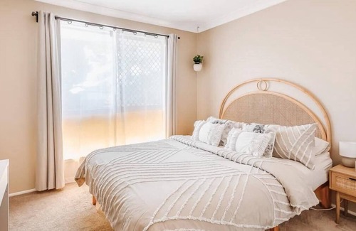 Toowoomba Apartment | French by Queens