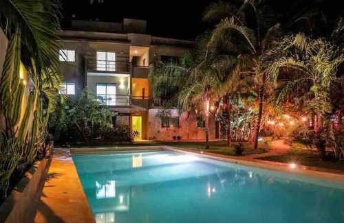 La Veleta Apartment | Fresh and Relax – 1BR Apt + Pool & Garden