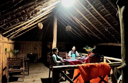 Tanna Island House | Friendly beach bungalow-nAccess to the beach and 30 mins from volcano ash plain