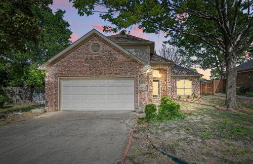 Frisco Villa | Frisco Downtown Gem - Green Belt