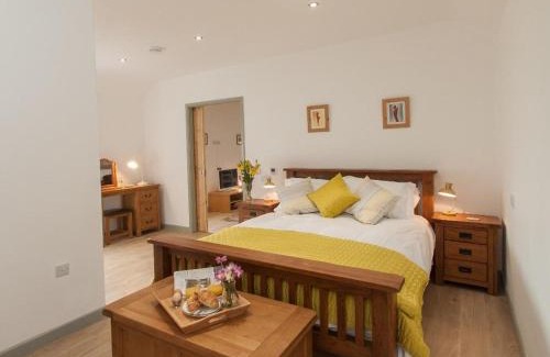 Holsworthy House | Fritillary Cottage