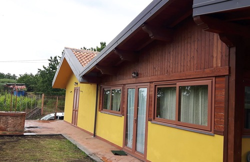 Sant'Alfio House | From the quite of our cottage discover the highest active volcano in Europe