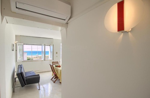 Torre Mozza Apartment | Front Beach Torre Mozza by LoveSud