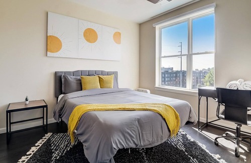 Louisville Apartment | Frontdesk | 1 BR Apt near University of Louisville