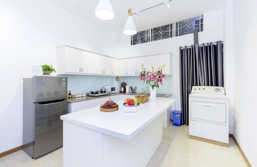 Nguyen Thai Binh House | Full House 7-BRs@Saigon Center With Modern Styles