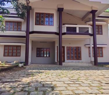 Alwaye House | Full Moon Homes