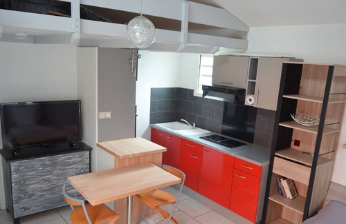 Saint-Louis House | Fully equipped studio with Spa