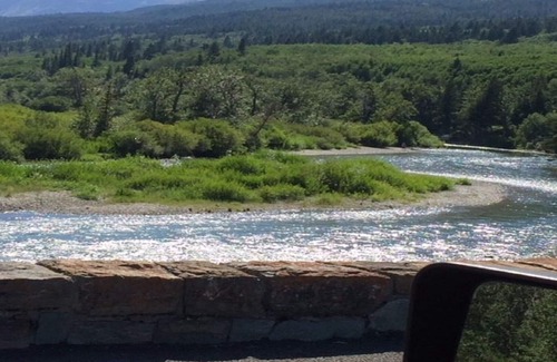 Martin City House | Fully Equipped 5TH Wheel Trailer in our treed RV Park - 9 miles from GNP