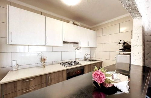 Olhao Apartment | Fully equipped, by the sea in a quiet residential area near Olhão.
