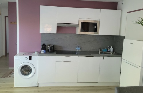 Saint-Julien-de-Peyrolas Apartment | Fully equipped apartment on the ground floor between Gard and Ardèche