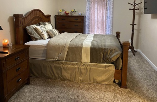 O'Fallon Condo | Fully Funished Condo convenient to St Louis and Scott AFB.