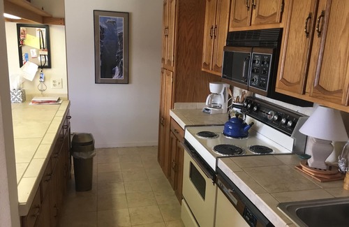 Dillon Condo | Fully renovated, great lake and mountain views in heart of Colorado ski country