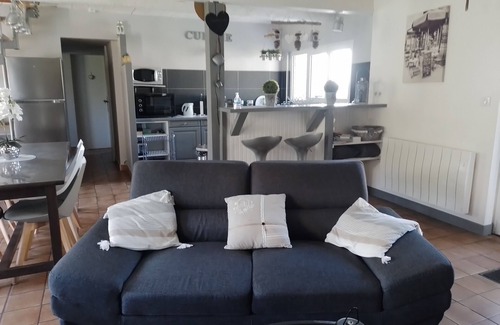 Gazost House | Fully renovated house in the heart of the mountain, comfort, WIFI