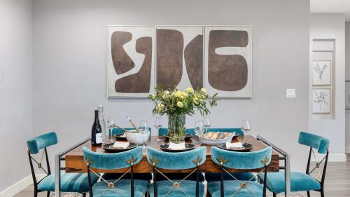 Sherman Oaks House | Fulton I by AvantStay Modern Haven in Downtown