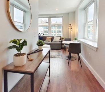 Downtown Jacksonville Apartment | Fun Cozy Apts - 1 25 Mile Walk to TIAA Bnk Fld