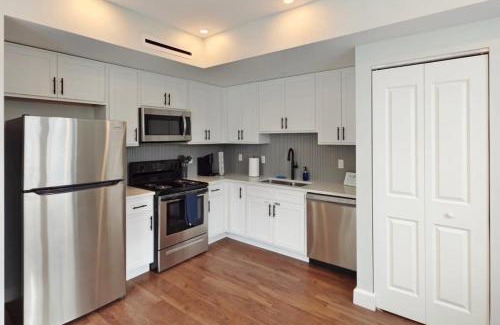Downtown Jacksonville Apartment | Fun Cozy Apts - 1 25 Mile Walk to TIAA Bnk Fld