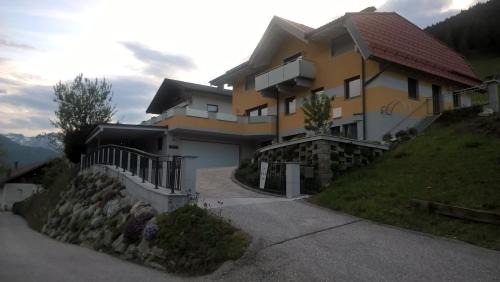 Navis Apartment | Gästehaus Michael