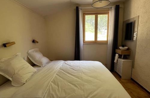 Agnac House | Gîte 8 personnes avec piscine