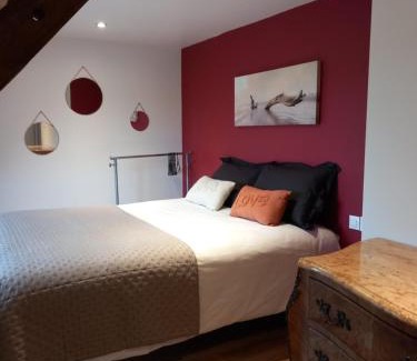 Courtils House | Gîte Au Soleil des Noës