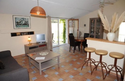 Capestang House | Gîte aux Berges du Canal