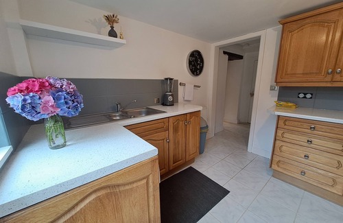 Prat House | Gîte Avec Piscine à la Campagne. Animaux Acceptés