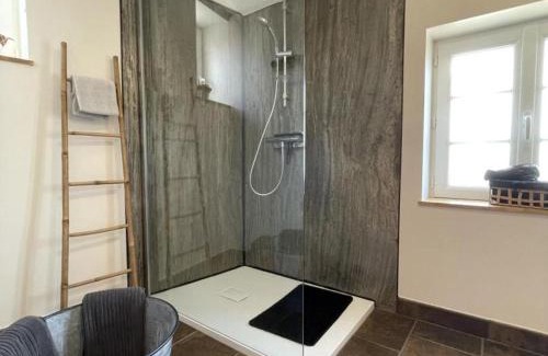 Louchy-Montfand House | Gîte chaleureux avec piscine et WiFi, près de Vichy - FR-1-489-444