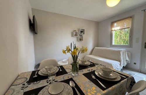 Contigny House | Gîte charmant proche de Moulins avec jardin et terrasse - FR-1-489-512