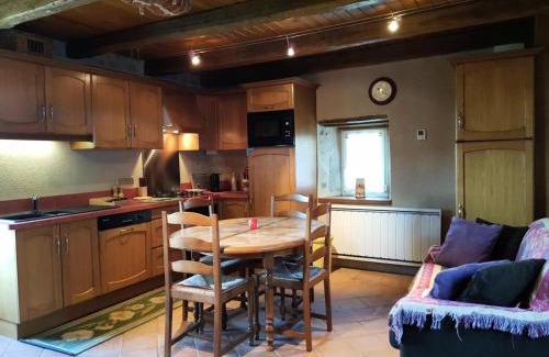 Soursac Apartment | Gîte de France Le fournil des prades 2 épis - Gîte de France 2 personnes MAE-6414