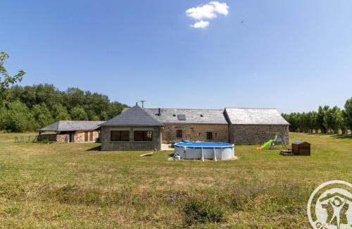 Echemire House | Gîte familial avec piscine privée, proche d'Angers et du Zoo de La Flèche - FR-1-622-65
