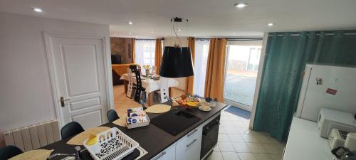 Pleven House | Gîte fleur du paradis