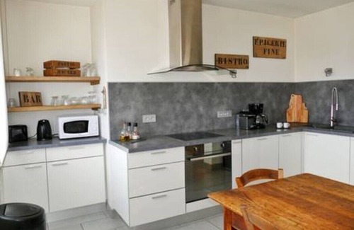 Saint-Gervais-sur-Roubion House | Gîte with swimming pool Le Mas des Oliviers, St Gervais sur Roubion, Drôme Provençale.