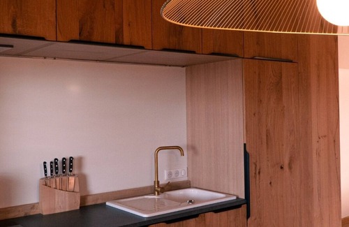 Saint-Sulpice-de-Faleyrens Apartment | Gîte de Charme, vue sur Vignoble