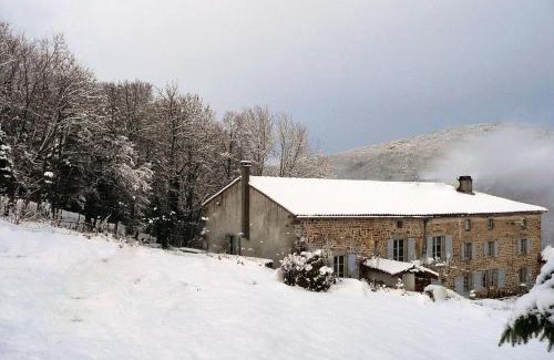 Sauvain House | Gîte historique avec jardin et cheminée près de Sauvain - FR-1-496-315