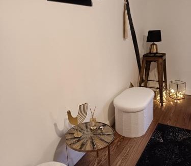 Villiers-Saint-Benoit House | Gîte L'instant Ressource pour rassemblement familial ou entre amis au coeur de la Puisaye Forterre