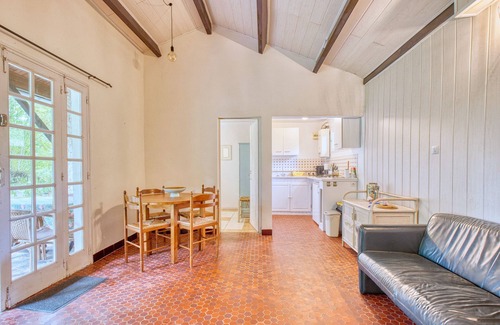 Varaignes House | Gîte Le Pêcheur - Domaine l'Étang des Mirandes with Shared Pool