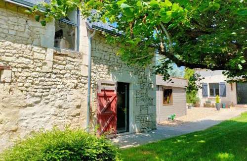 Sainte-Maure-de-Touraine House | Gîte Les Raudières 3 étoiles - Piscine et Spa
