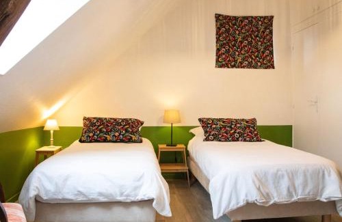 Mareil-sur-Loir House | Gîte paisible pour 6 pers. près du zoo de la Flèche, avec jardin, barbecue et WiFi - FR-1-410-126