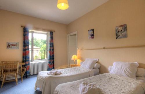 Parigny House | Gîte spacieux avec loisirs et parc de 80 ha, animaux acceptés - FR-1-496-160