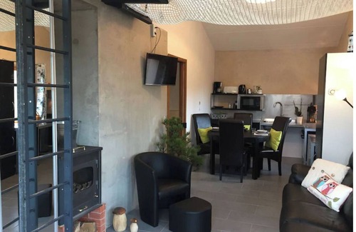 Caurel House | Gîte/villa Écologique Surplombant le Cadre Exceptionnel du lac de Guerlédan