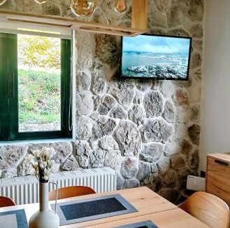 Elati Villa | G&J Traditional House