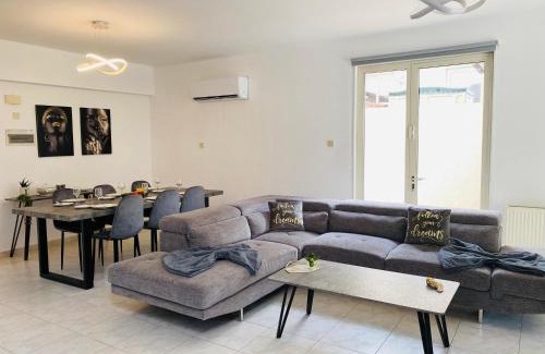 Larnaca Villa | Gaia - 4 Bedroom House in Larnaca