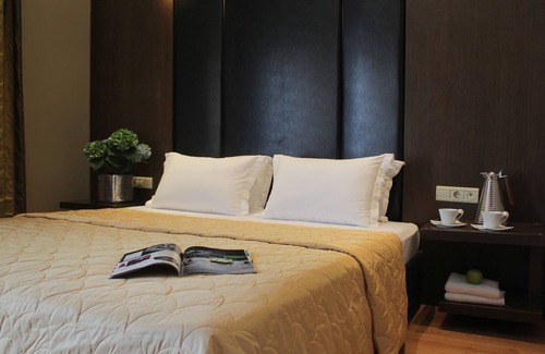 Oraiokastro Hotel | Galaxy Art Hotel