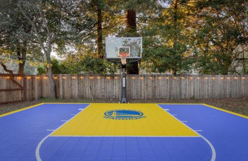 Novato House | Game On!