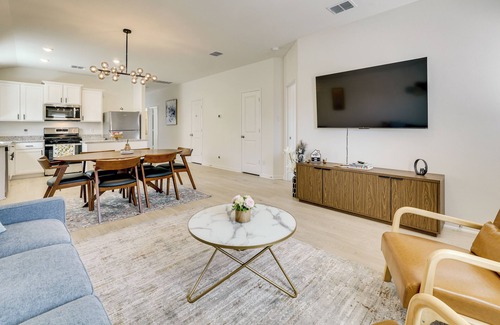 Medina Valley House | Game Room + Private Yard: Modern San Antonio Home