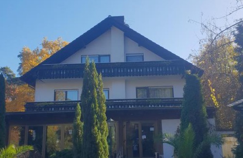 Dudenhofen Hotel | Ganerb