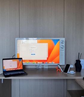 Yeoksam Apartment | Gangnam rooftop workation